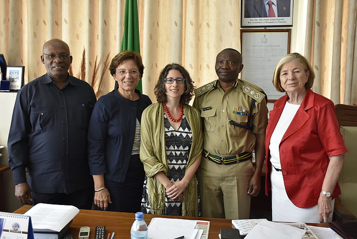 The Chairlady of the Hanns Seidel Foundation (HSF) Germany, Prof. Ursula Männle had a brief discussion with Tanzania Police Force on the ongoing Partnership with the Foundation, on Community Policing and Gender Based Violence